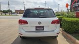 Used 2014 Volkswagen Touareg Sport image 4
