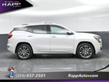 Used 2022 GMC Terrain Denali w/ Denali Premium Package image 3