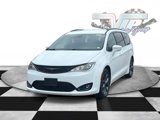 Used 2018 Chrysler Pacifica Touring-L w/ Advanced Safetytec Group image 3