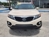 Used 2011 Kia Sorento LX w/ Convenience Pkg image 3