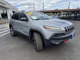 Used 2014 Jeep Cherokee Trailhawk image 3