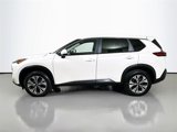 Used 2023 Nissan Rogue SV image 4