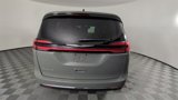 Used 2023 Chrysler Pacifica Touring-L image 5
