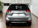 Used 2017 Nissan Rogue SL image 4