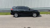 Used 2017 Nissan Rogue SV image 4