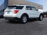 Used 2024 Ford Explorer XLT image 2