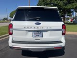Used 2022 Ford Expedition XLT image 5