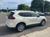Used 2018 Nissan Rogue SV w/ Premium Package image 3