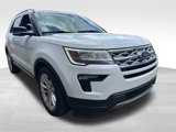 Used 2018 Ford Explorer XLT w/ Equipment Group 202A image 3