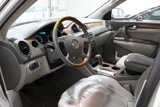 Used 2010 Buick Enclave CXL image 3