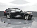 Used 2020 Ford Explorer XLT w/ Equipment Group 202A image 3