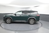 Used 2022 Nissan Pathfinder SL image 2