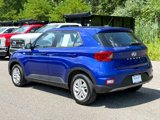 Used 2023 Hyundai Venue SE image 2