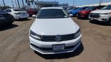 Used 2017 Volkswagen Jetta SE image 3