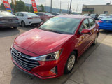 Used 2019 Hyundai Elantra SE image 2