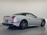 Used 2016 Ferrari California T image 3