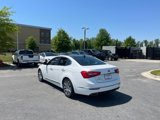 Used 2016 Kia Cadenza Premium image 4