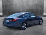 Used 2022 Nissan Altima 2.5 SV image 5