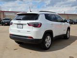 Used 2022 Jeep Compass Latitude image 3