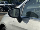 Used 2023 Chrysler Pacifica Touring-L image 5