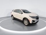 Used 2023 Chevrolet Equinox LT image 2