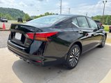 Used 2023 Nissan Altima 2.5 SV w/ SV Premium Package image 5
