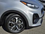 Used 2022 Kia Sportage LX image 3