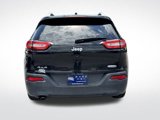 Used 2015 Jeep Cherokee Latitude image 4