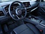 Used 2021 Nissan Rogue SV image 3