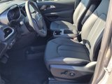 New 2025 Chrysler Pacifica Select image 4