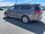 Used 2017 Chrysler Pacifica Touring-L Plus w/ Tire & Wheel Group image 4