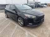Used 2017 Ford Focus ST image 3