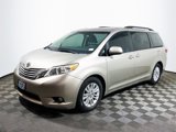 Used 2015 Toyota Sienna XLE image 4