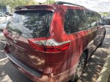 Used 2020 Toyota Sienna XLE image 2