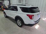 Used 2022 Ford Explorer XLT image 4