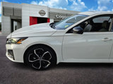 Used 2023 Nissan Altima 2.5 SR w/ SR Premium Package image 2