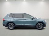 Used 2021 Volkswagen Tiguan SE w/ Panoramic Sunroof Package image 4