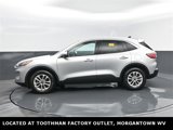 Used 2020 Ford Escape SE image 5