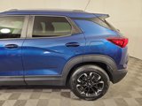 Used 2021 Chevrolet TrailBlazer LT w/ Sun and Liftgate Package image 4