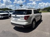 Used 2017 Ford Explorer XLT w/ Equipment Group 202A image 5