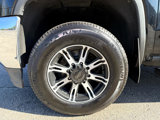 Used 2015 GMC Sierra 2500 SLE w/ SLE Preferred Package image 4