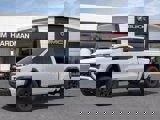New 2025 GMC Canyon Elevation w/ Convenience Package image 2