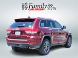 Used 2017 Jeep Grand Cherokee Limited w/ Trailer Tow Group IV image 4
