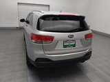 Used 2018 Kia Sorento LX image 6