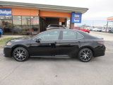 Used 2023 Toyota Camry SE image 2