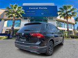 Used 2021 Volkswagen Tiguan SE w/ Panoramic Sunroof Package image 5