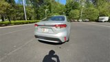 Used 2022 Toyota Corolla LE image 3
