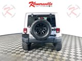 Used 2017 Jeep Wrangler Unlimited Rubicon w/ Connectivity Group image 6