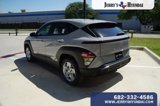 New 2025 Hyundai Kona SE image 5