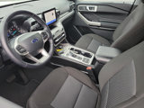 Used 2022 Ford Explorer XLT image 3